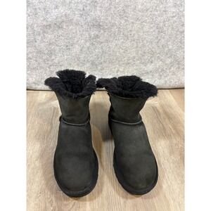 UGG Australia Bailey Bow Black ‎ Suede Sheepskin Women's Size 7